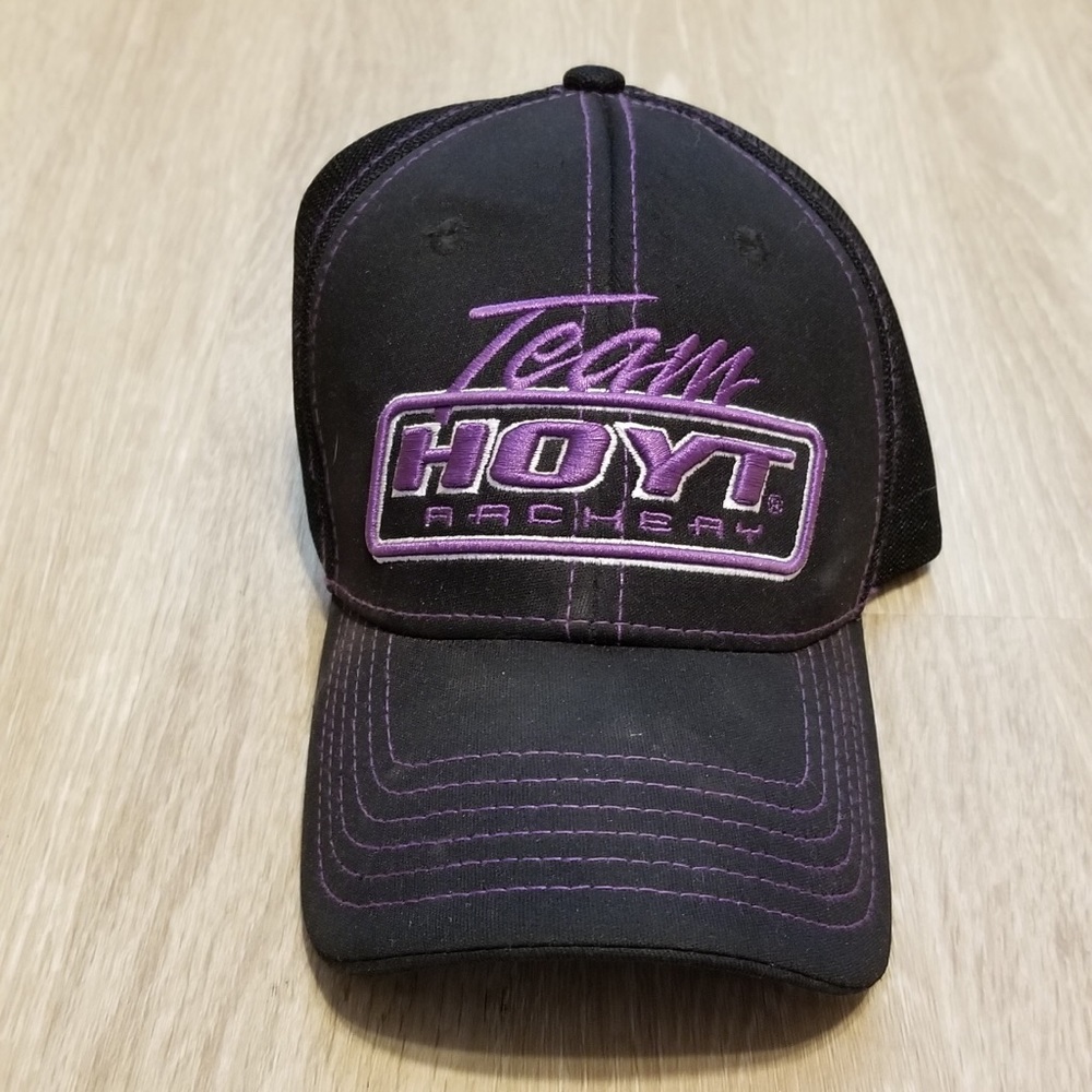 Women’s Hoyt archery hat